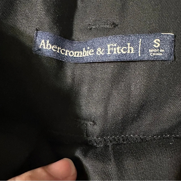 Abercrombie & Fitch women's size small paper bag black shorts - Picture 3 of 4